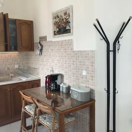 Beach House 50m From The Beach Διαμέρισμα