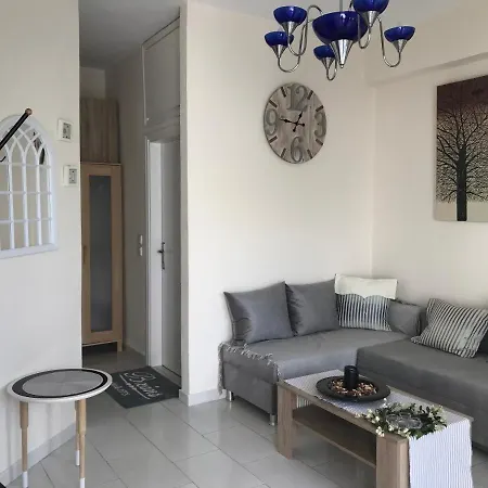 Beach House 50m From The Beach Διαμέρισμα *