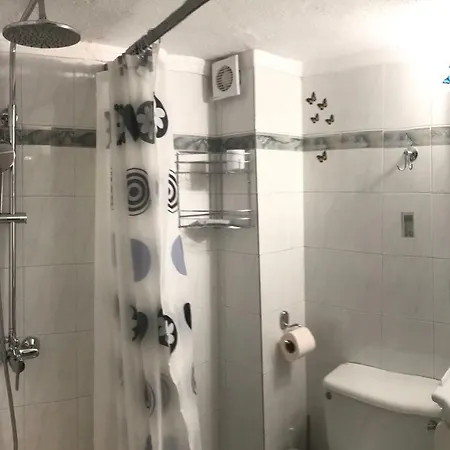 Beach House 50m From The Beach * Полихроно