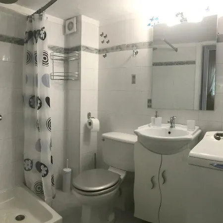 Beach House 50m From The Beach Апартаменты Полихроно
